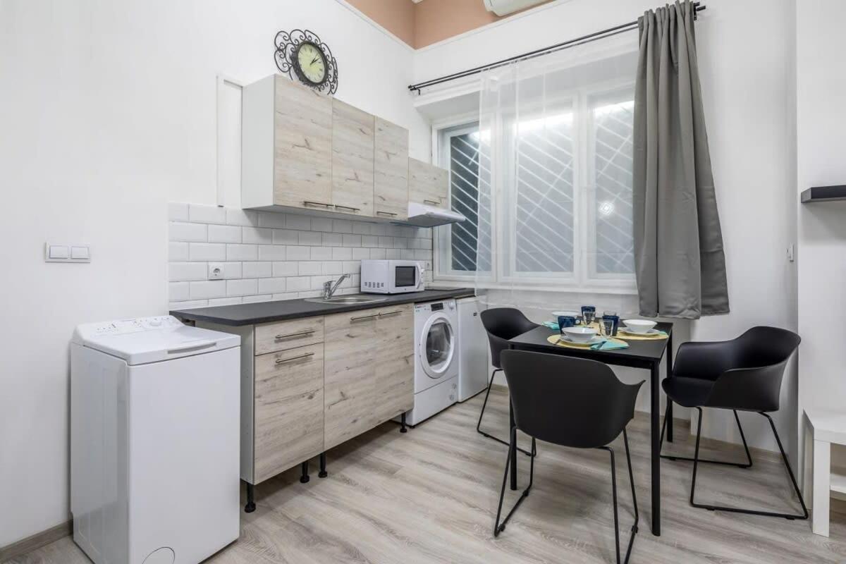 New Central And Convenient Βουδαπέστη Εξωτερικό φωτογραφία