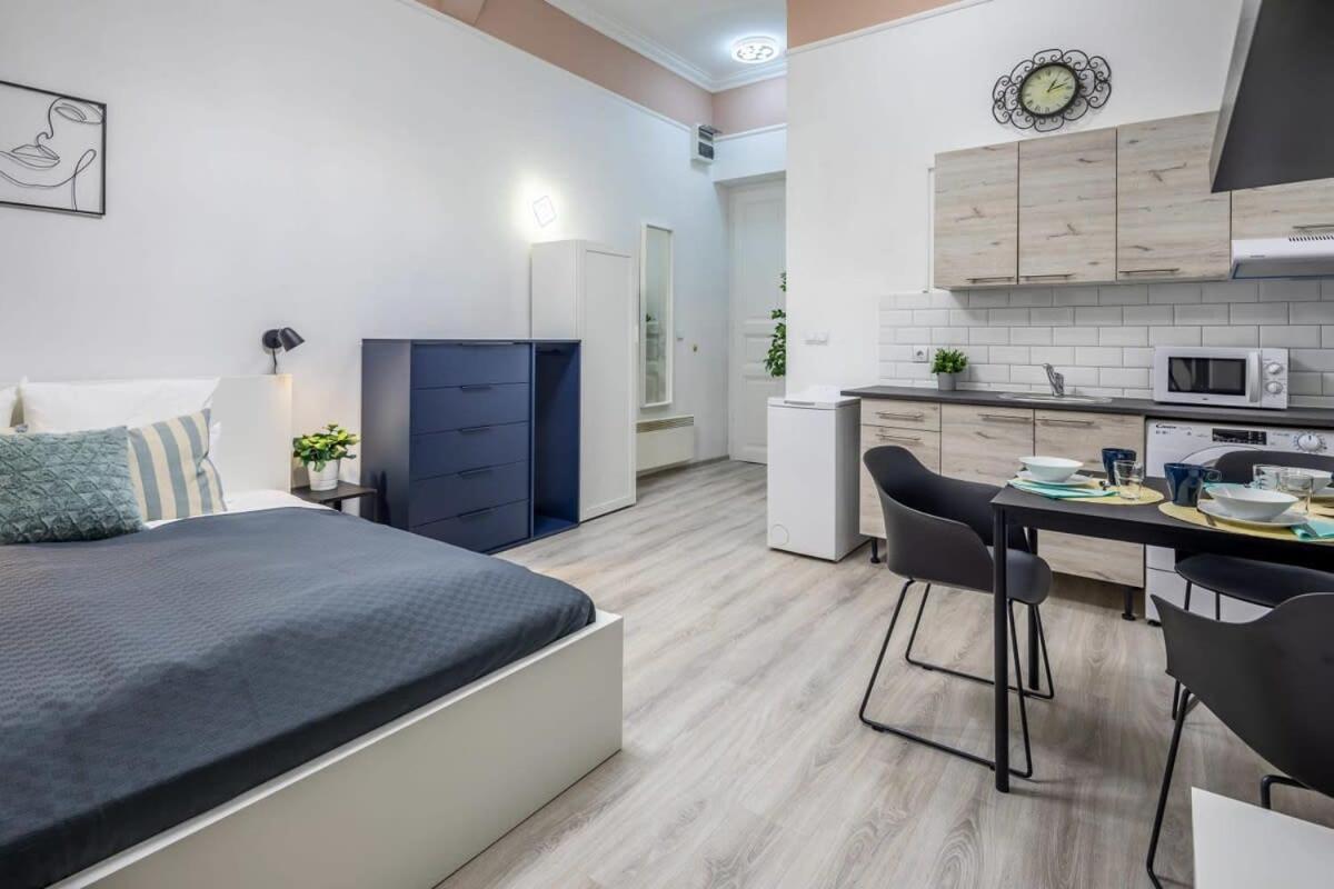 New Central And Convenient Βουδαπέστη Εξωτερικό φωτογραφία